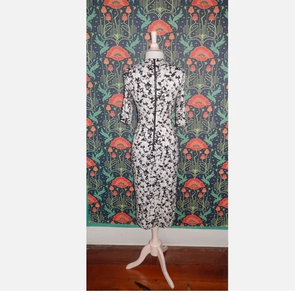 Alice + Olivia Delora Black White Floral Pencil Knit Dress 6